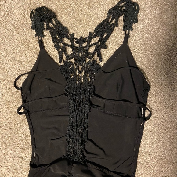 Lace-back Black Dress with Front Ruching and Asymmetrical Hem - Picture 4 of 4